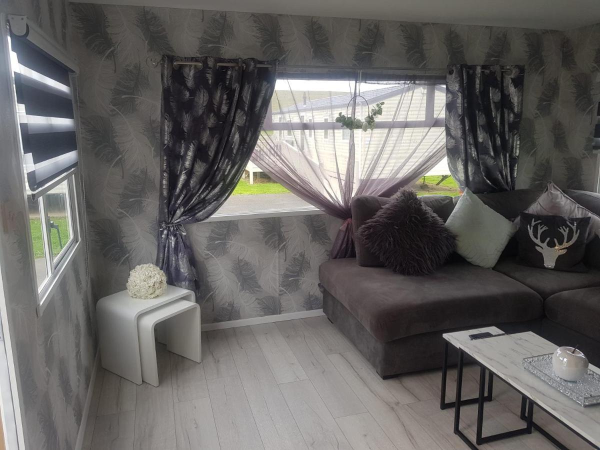 Static Caravan Turnberry Holiday Park Exterior photo